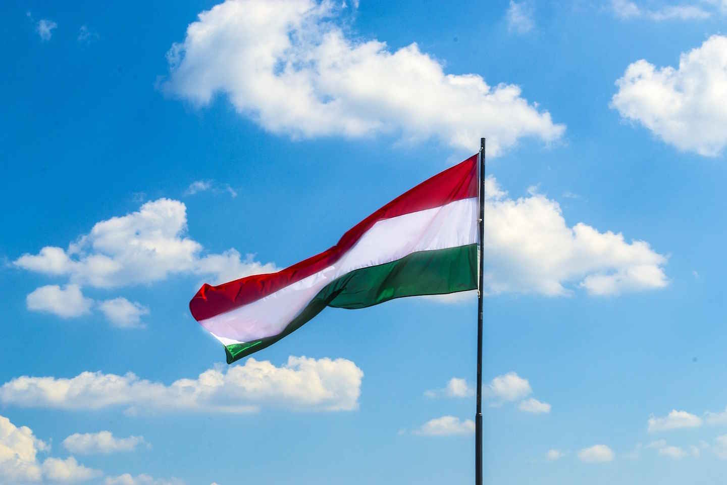 Новости мира / Политика в мире / В Венгрии нашли способ расчета за энергоносители из России Новости мира / Политика в мире / В Венгрии нашли способ расчета за энергоносители из России