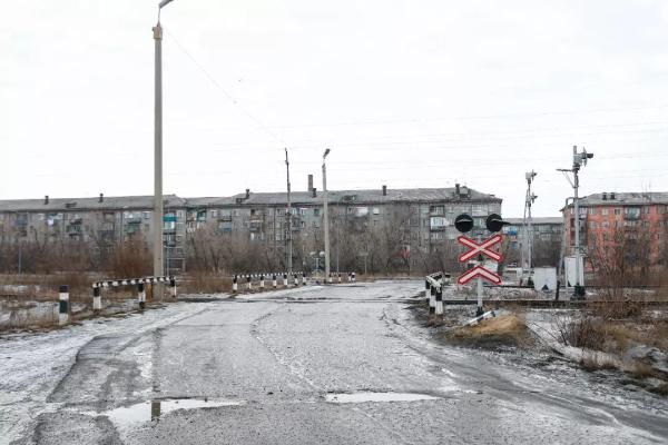 Усть-Каменогорск и ВКО / Семейдегі ескі бағдаршамның кесірінен көліктер сағаттап кептелісте тұрады Усть-Каменогорск и ВКО / Семейдегі ескі бағдаршамның кесірінен көліктер сағаттап кептелісте тұрады